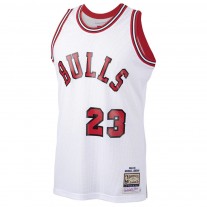 Men's Chicago Bulls 23 Michael Jordan Mitchell & Ness White 1984-85 Hardwood Classics Rookie Jersey